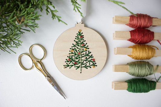 Kit de broderie suspension sapin de noël